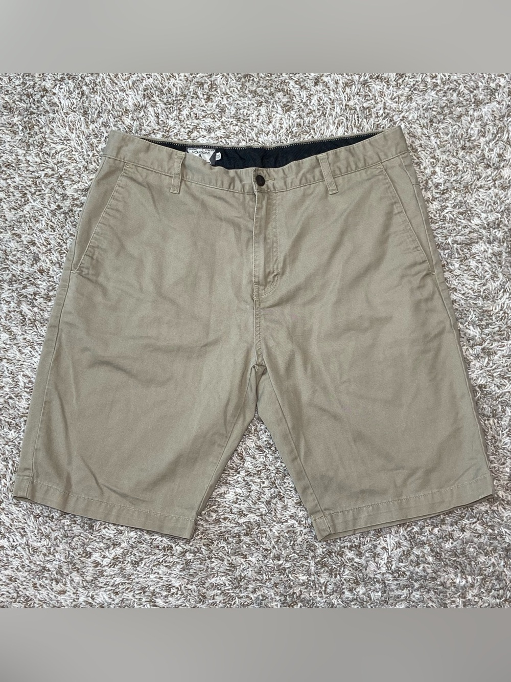 VOLCOM Men’s Chino Khaki Shorts Size 34